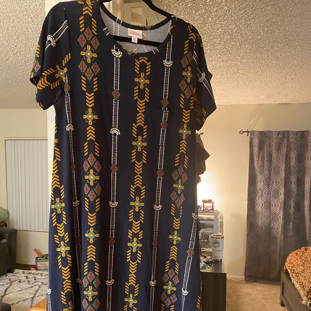 M Lularoe Carly